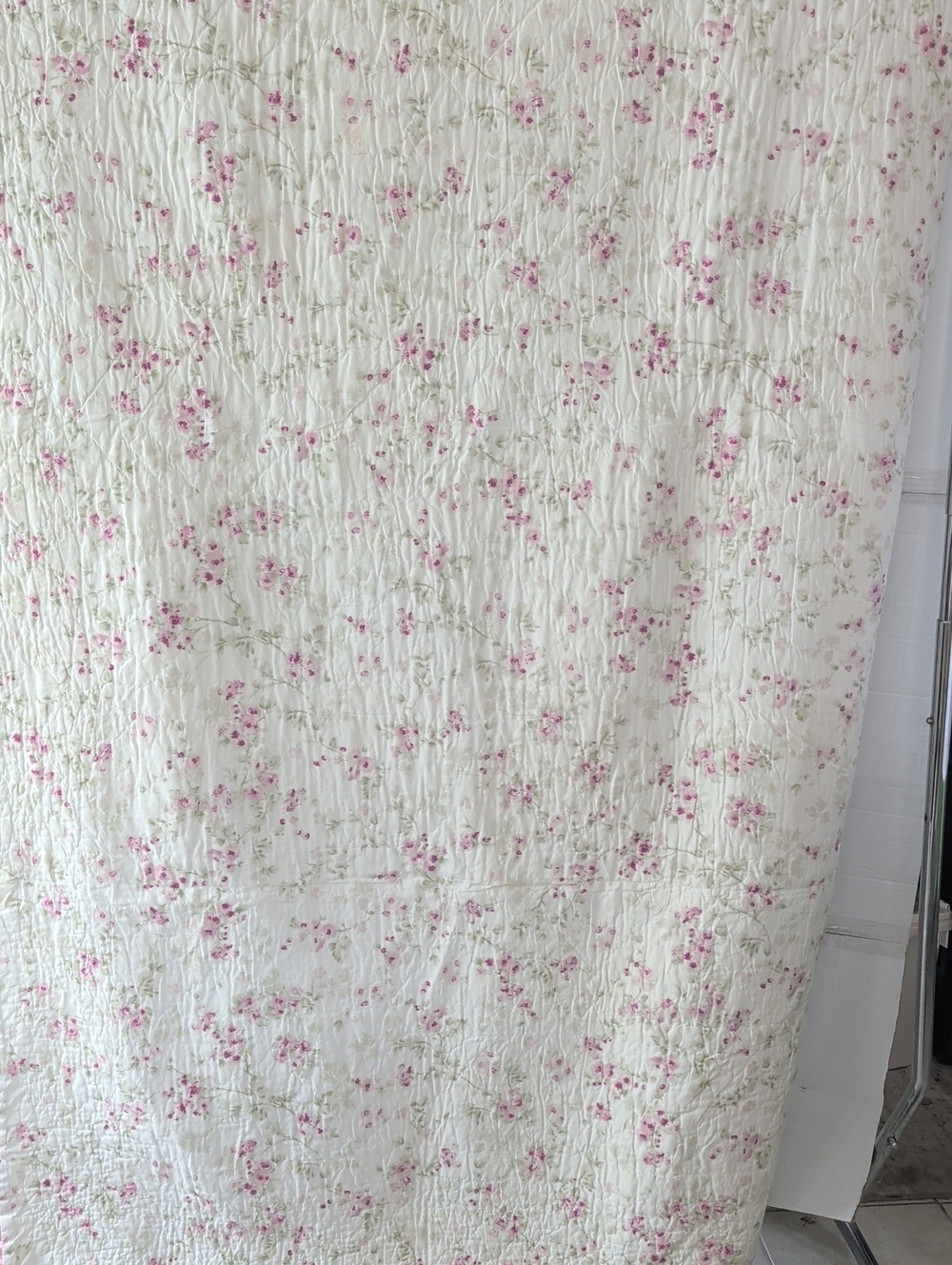 Simply Shabby Chic Pink Cream Quilted Coverlet Floral SZ Queen Feminine 86x90"